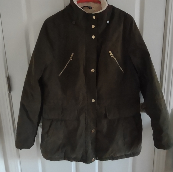 Jacket - Picture 4 of 8